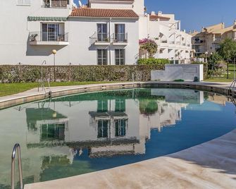 Cozy Apartment In La Perla De Andalucía - Calahonda - Pool