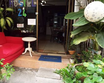 Hostel 24 - Bangkok - Patio