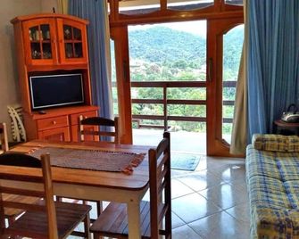 Penedo Duplex Apartment - Itatiaia - Sala de jantar