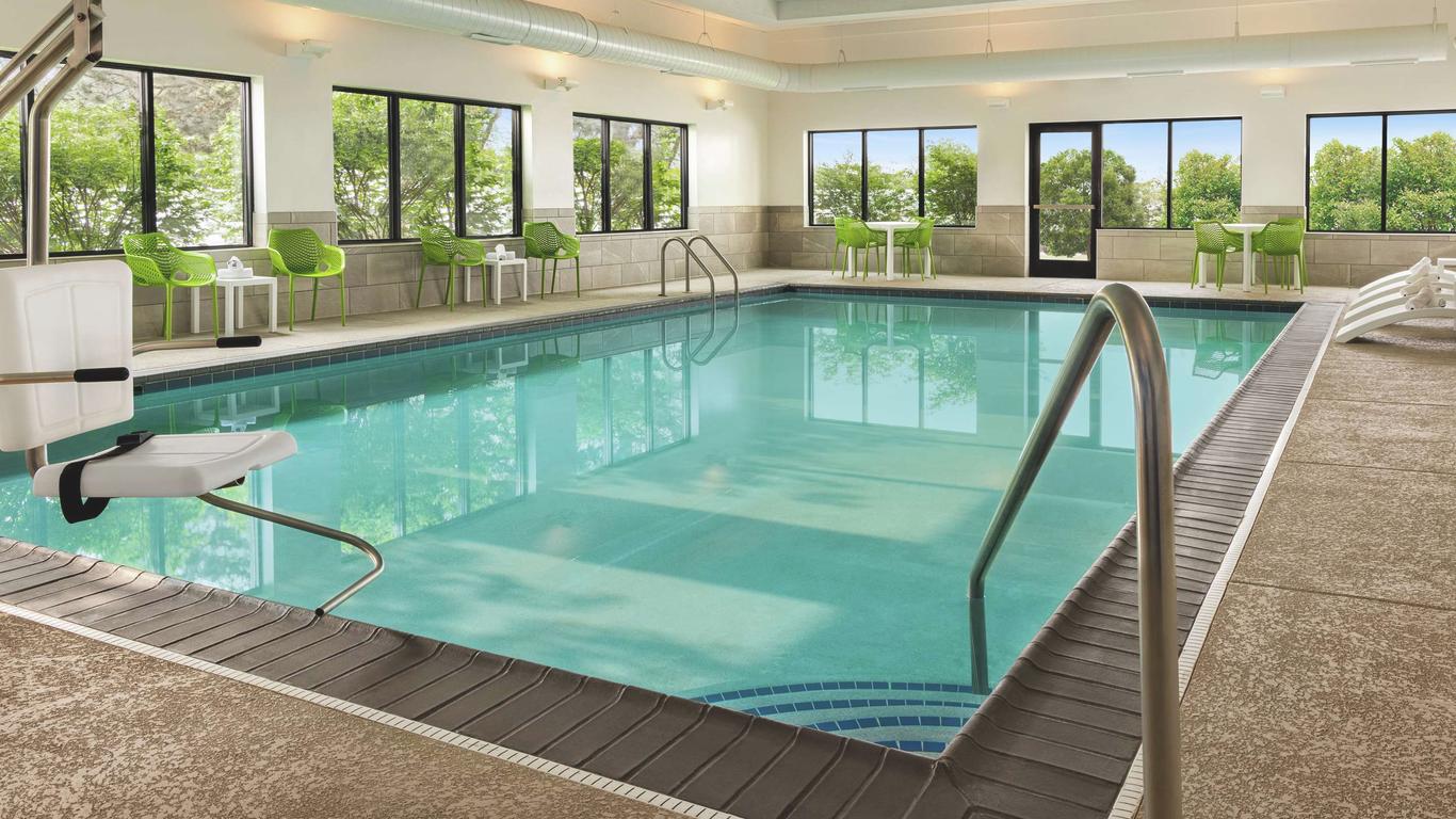 Hampton Inn Chicago-O'Hare Int'l. Airport