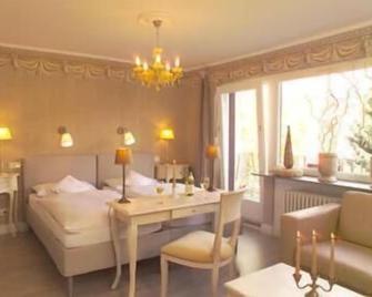 Landhotel Kern - Zwesten - Bedroom
