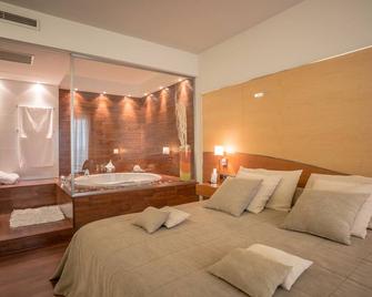 Hotel Rull - Deltebre - Bedroom