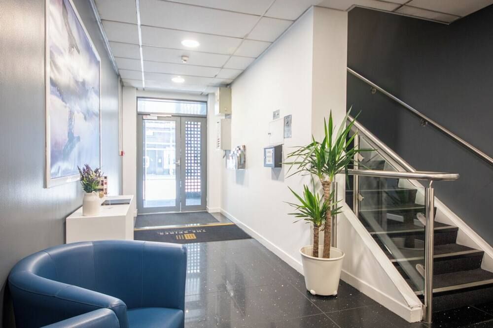 ذا سبيريز سيرفيسد أبارتمنتس جلاسجو