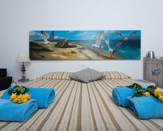 فندق أوبرا - لارنكا - غرفة نوم