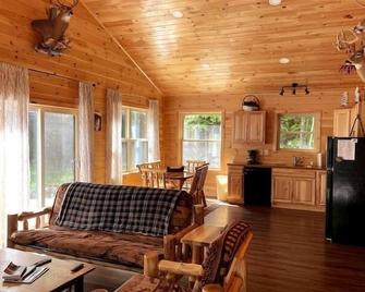 Camp Adirondack at Big Moose Lake - Eagle Bay - Sala de estar