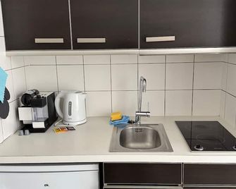 Terrassenwohnung mit Donaublick 4 - Neu Ulm - Kitchen