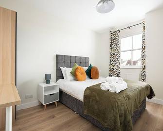 Unique 2 Bedroom Flat in Bicester - Bicester - Bedroom