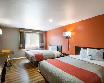 Motel 6 Rossford Oh - Rossford - Bedroom