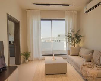 Modern Luxurious 1br, Penthouse Bliss - Seeb - Living room