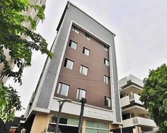 Pop 84672h Rivera Resort & Spa - Silvassa - Building