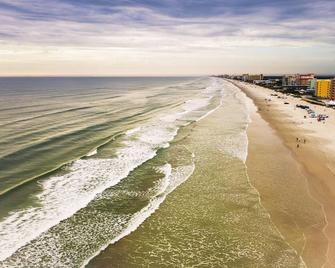 Coastal Waters Life - 2nd Floor 1 Bedroom! - New Smyrna Beach - Beach