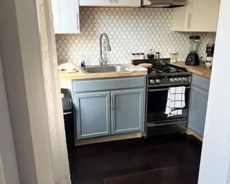 A luxurious stay. - Newburgh - Kitchen