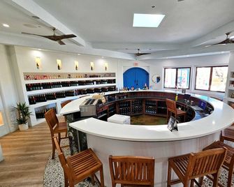 Sirena Resort - פאסו רובלס - בר