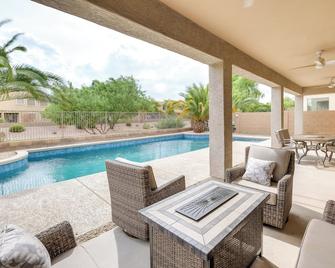 Maricopa Oasis with Game Room and Community Perks! - Maricopa - Piscina