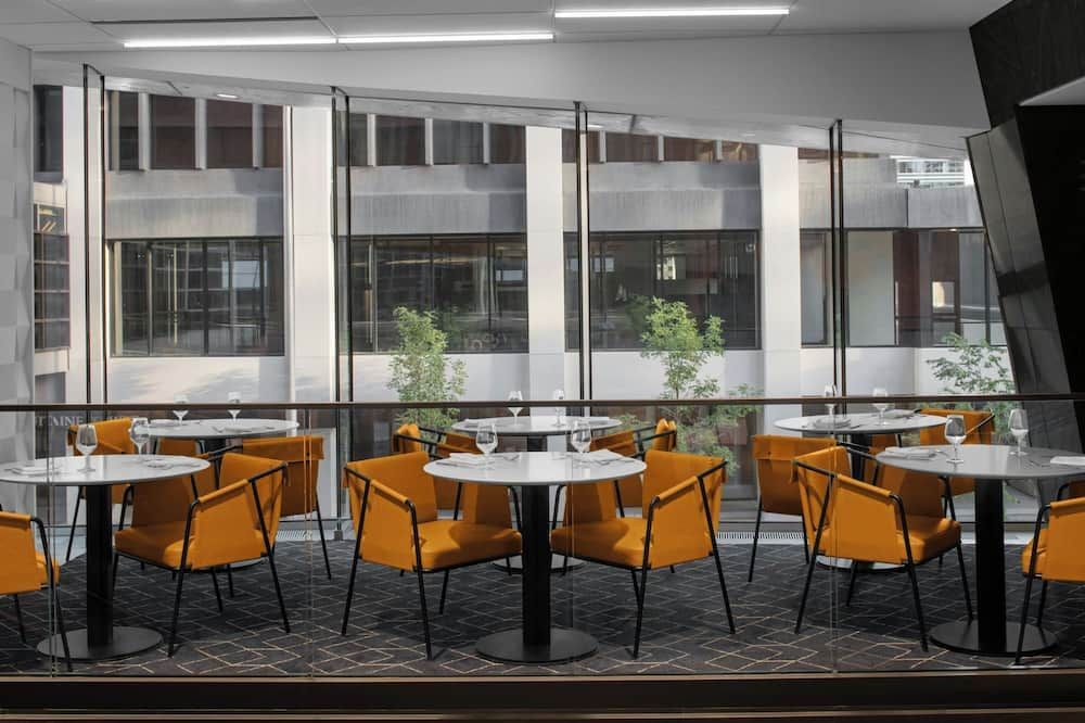 Courtyard by MarriottCalgary Downtown - קלגרי - מסעדה