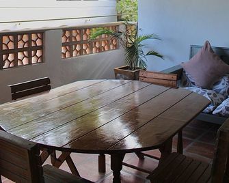 Beautiful modern home next to the beach and plaza - Sayulita - Salle à manger