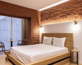 Vatër Apartments - Tirana - Bedroom