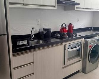 Apartamento com otima localizacao em Itajai SC - Itajaí - Cocina