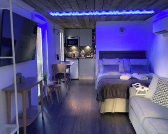 Royal Snug & Wee Snug Cabins - Aboyne - Ložnice