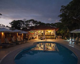 Villas Alturas - Dominical - Bazén