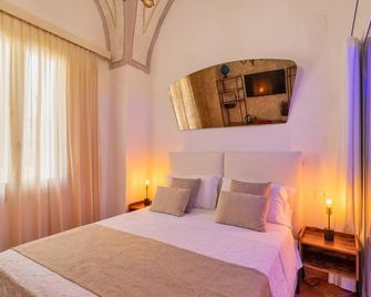 Corte Patitari - by Patitari Suites - Gallipoli - Habitación