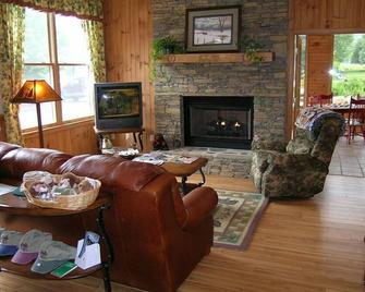 Jonathan Creek Inn And Villas - Maggie Valley - Living room