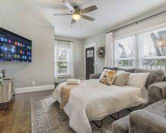 Del Norte Deluxe! Downtown King Top Attractions - Colorado Springs - Habitación