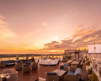 Eastin Hotel Vientiane - Vientiane - Bar