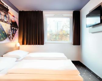 B&B Hotel Kaiserslautern - Kaiserslautern - Habitación