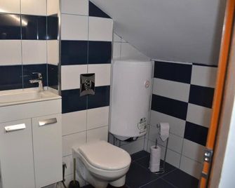 stylish three bed condo - Widin - Bad