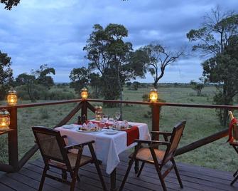 Elephant Pepper Camp - Maasai Mara - Balcony