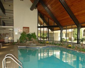 Valley Forge Inn - Pigeon Forge - Pool