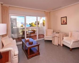 Ballesol Costablanca Senior Resort mayores de 55 años - Villajoyosa - Sala de estar