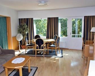 Hotel Waltikka - Valkeakoski - Sala de estar