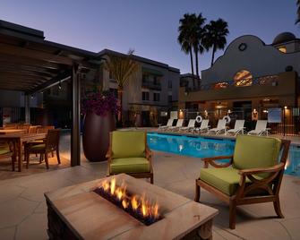 Hampton Inn & Suites Phoenix/Scottsdale - Scottsdale - Alberca