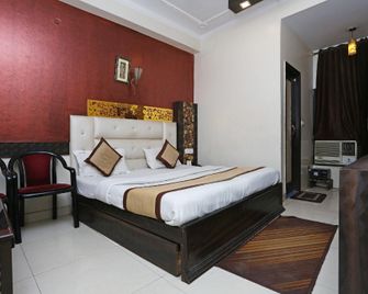 Hotel O Delhi Continental - Nueva Delhi - Habitación