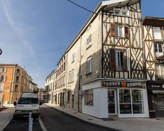 Charmant Studio - Châlons-en-Champagne - Building