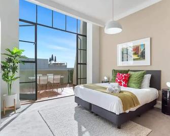 Lovely Bright Apartment with Balcony Pool and Gym - Auckland - Habitación