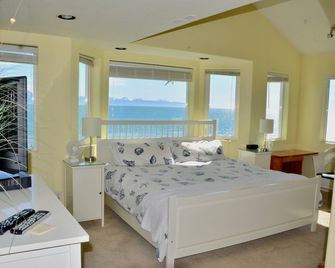 Driftwood Inn - Homer