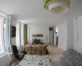 Gautier 3 Etoiles - Granville - Salon