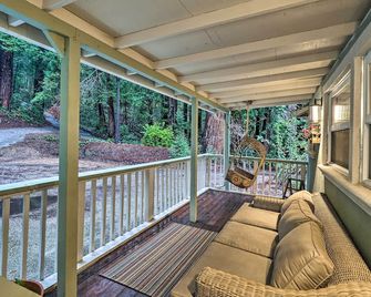 California Cottage 4 Mi to Redwood Hiking Trails - Ben Lomond - Balcony