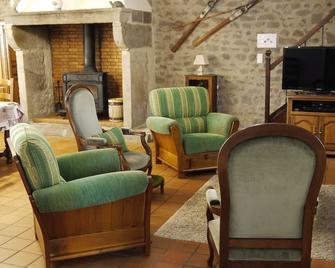 Gites au Chateau de Vernieres - Rézentières - Sala de estar