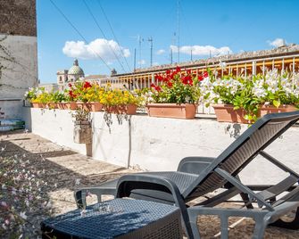 Il Garbino Suite and Apartment - Lecce - Patio