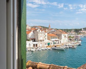 Palazzo Viridis Heritage Hotel - Milna (Brač) - Balkon