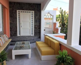 MEJIA beautiful suite at just few steps from the beach. - Mollendo - Patio