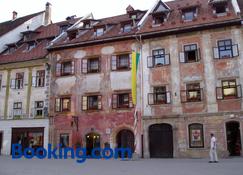 Hotel Garni Paleta - Škofja Loka - Bâtiment