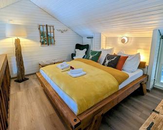 Black Forest Stay - Apartment Hirschperle - Sasbachwalden - Bedroom