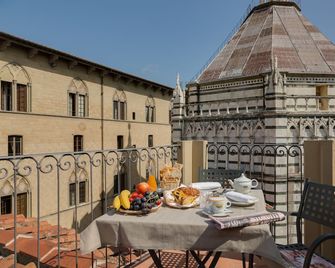 Battistero Residenza d'Epoca - Pistoia - Parveke