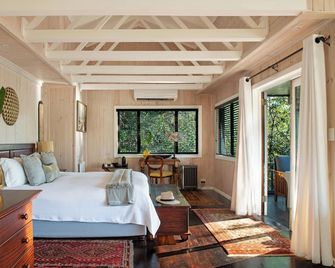 Prana Lodge - East London - Bedroom