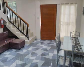 Maya Homes 3-Bedroom in Valencia, Negros Oriental, Philippines - Valencia - Spisesal